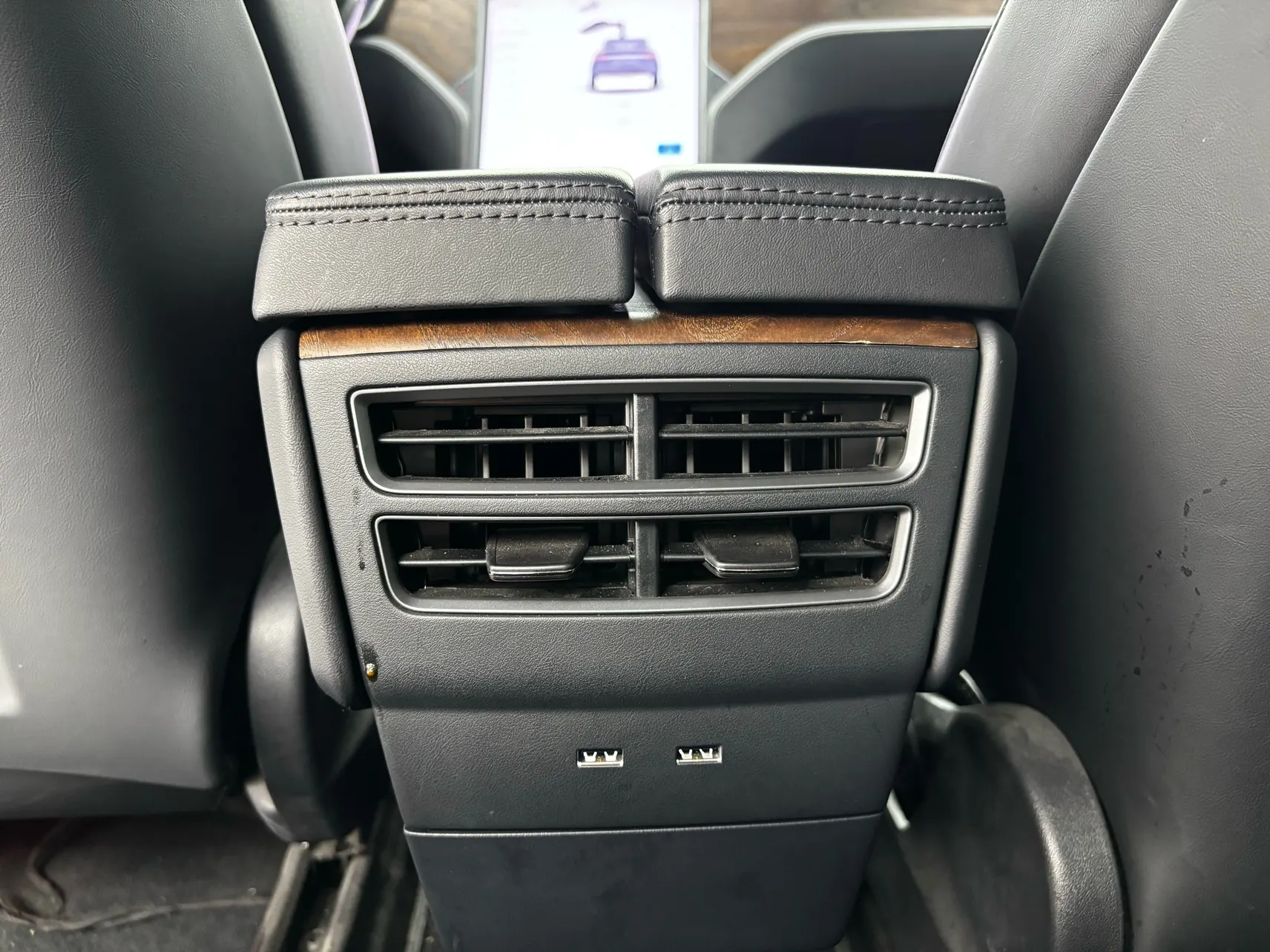 Tesla Model X, 2020 15