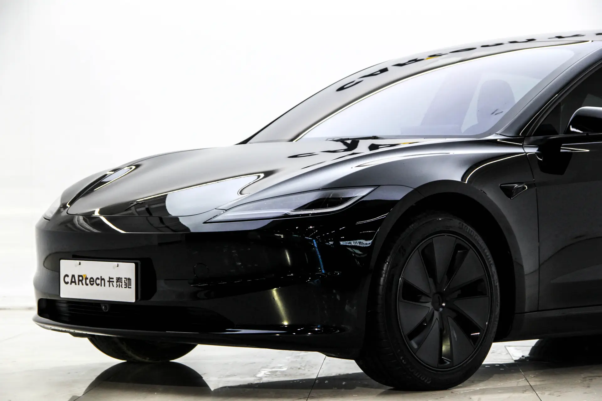 Tesla Model 3, 2026 11
