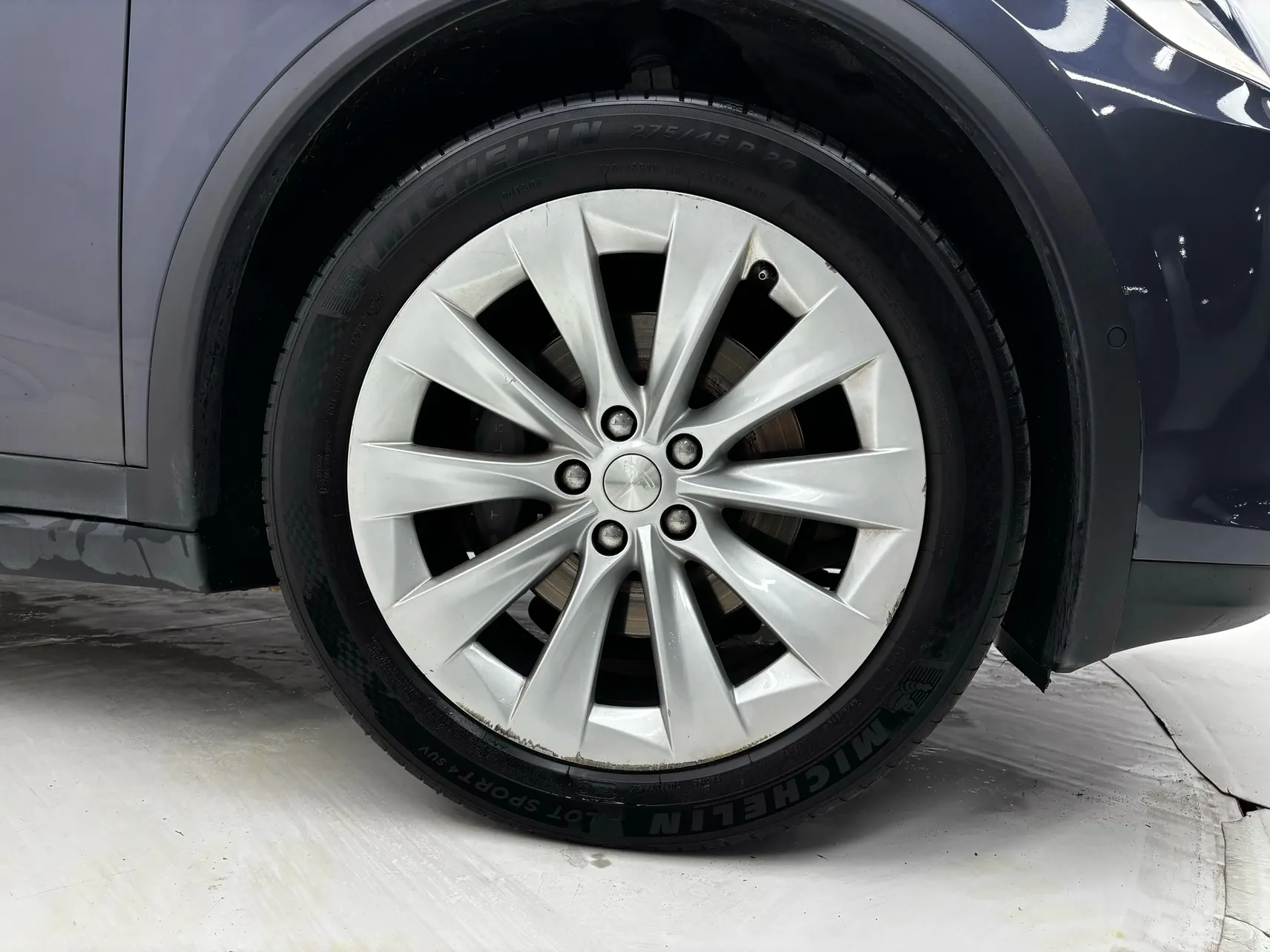 Tesla Model X, 2020 10