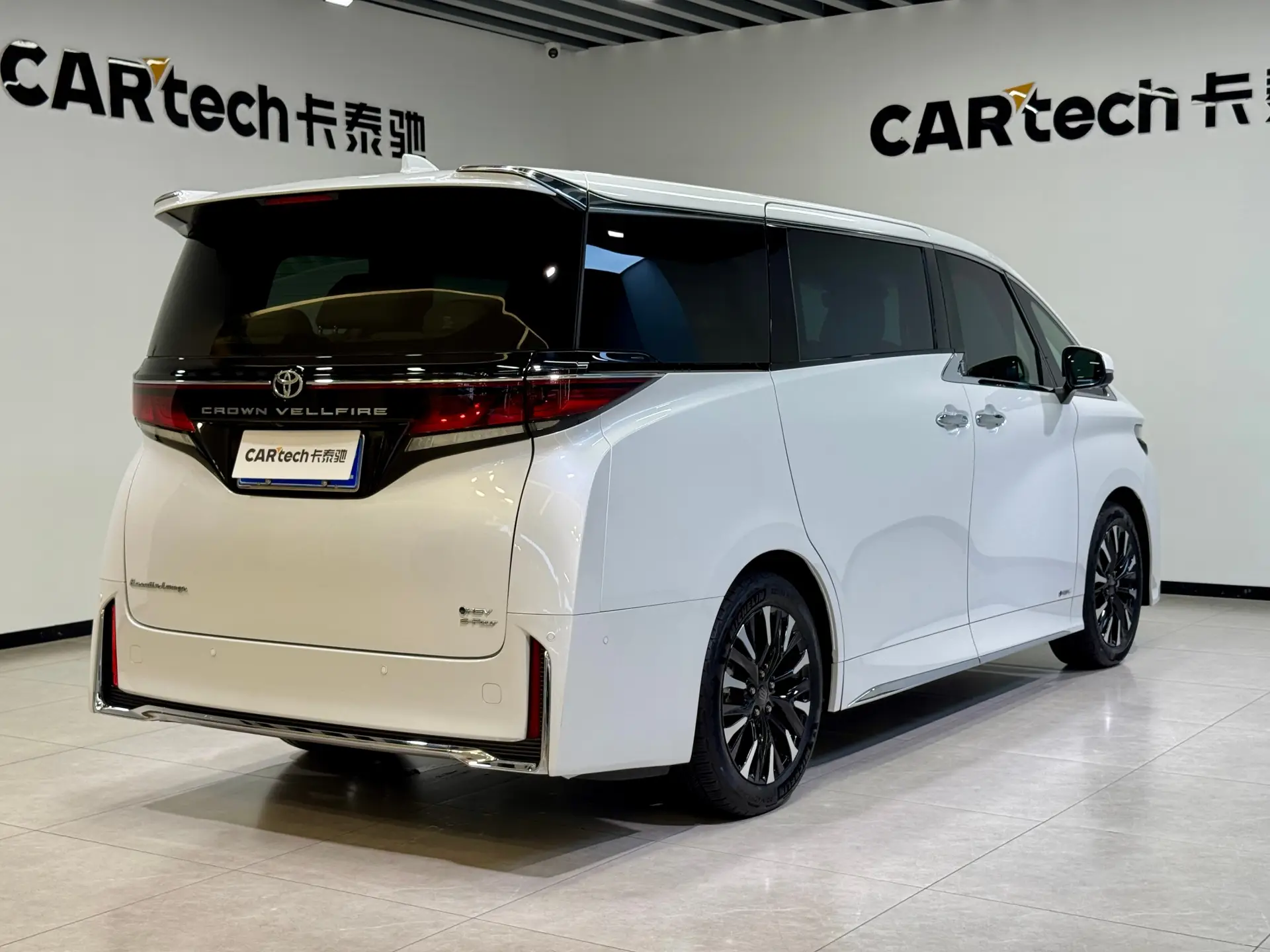 Toyota Vellfire, 2024 28