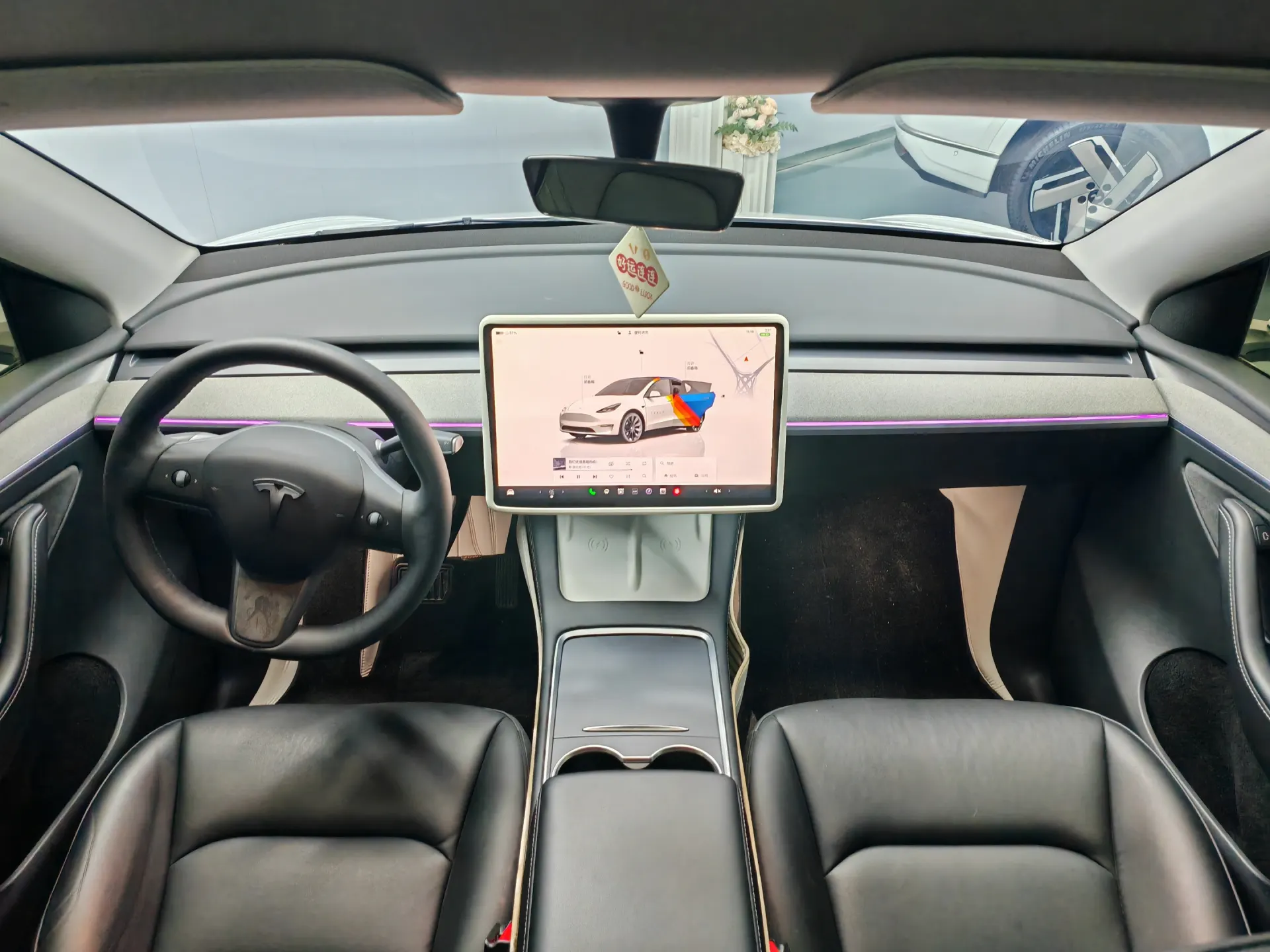 Tesla Model Y, 2024 9