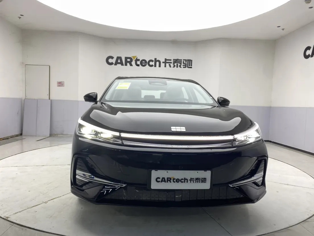 Geely Galaxy A7, 2026 3