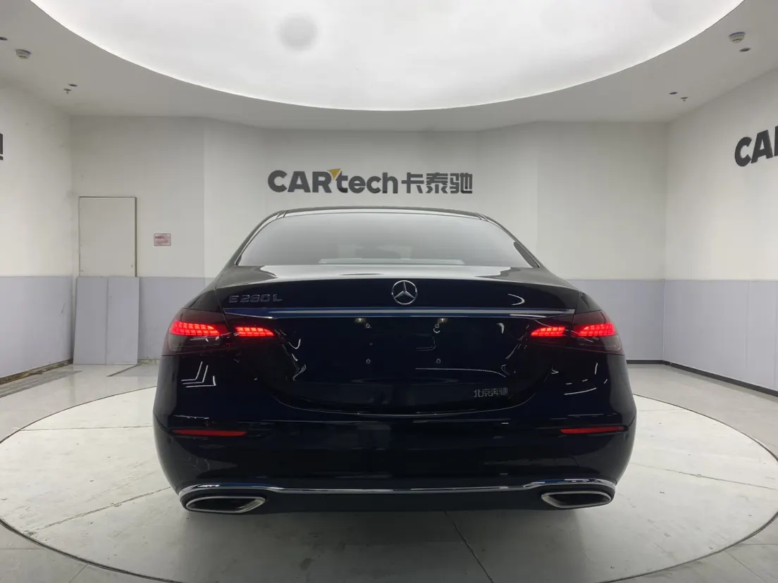 Mercedes-Benz E 260 L, 2023 6