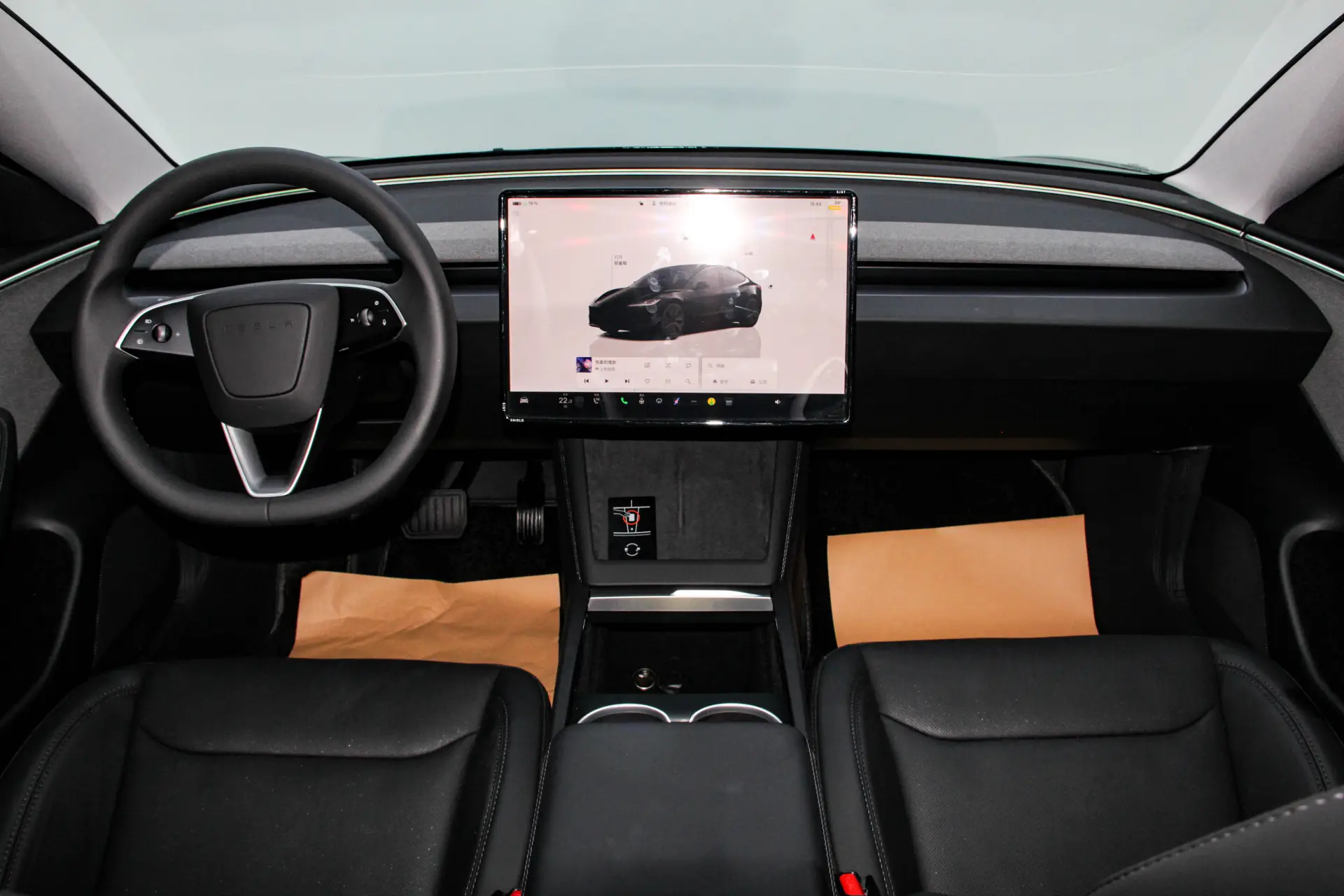 Tesla Model 3, 2026 14