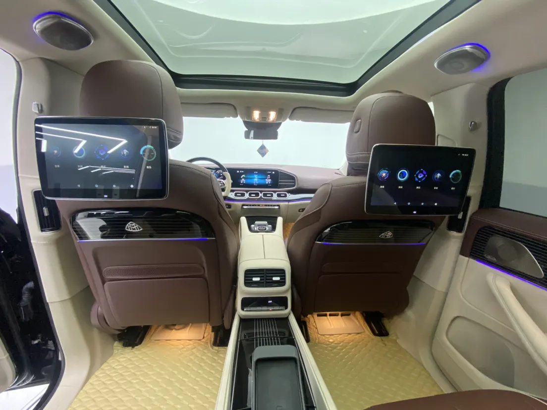Mercedes-Benz GLS 450, 2023 13