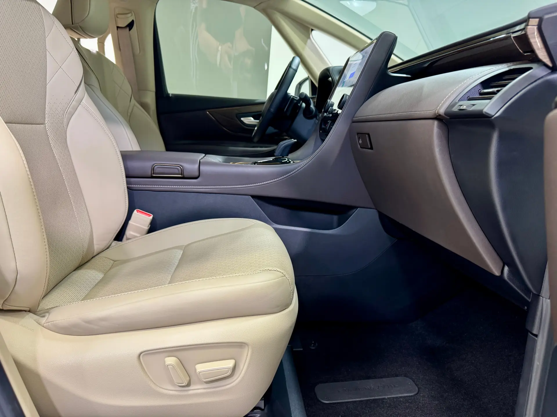 Toyota Vellfire, 2024 8