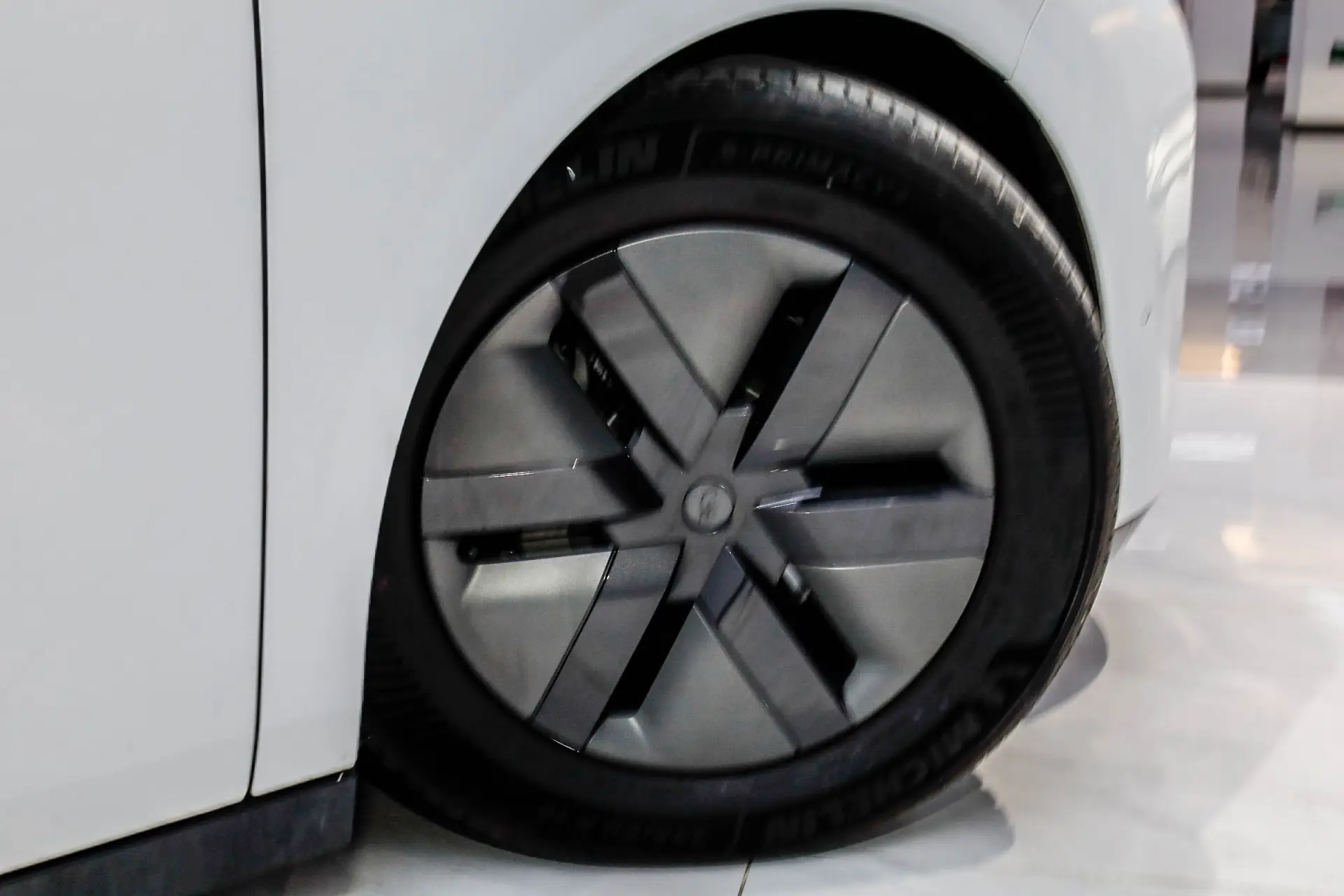 Li Auto MEGA, 2024 8