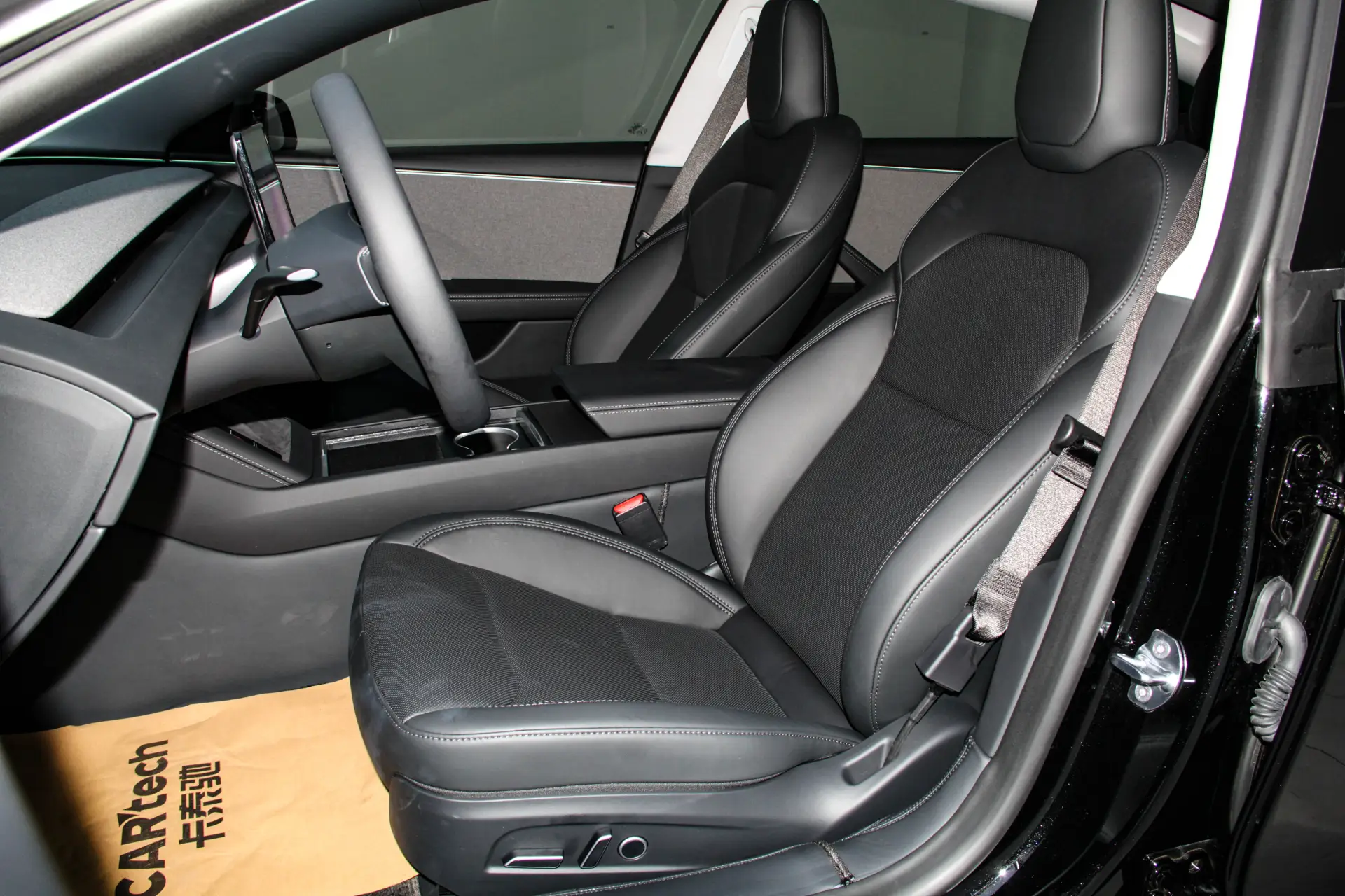 Tesla Model 3, 2026 30