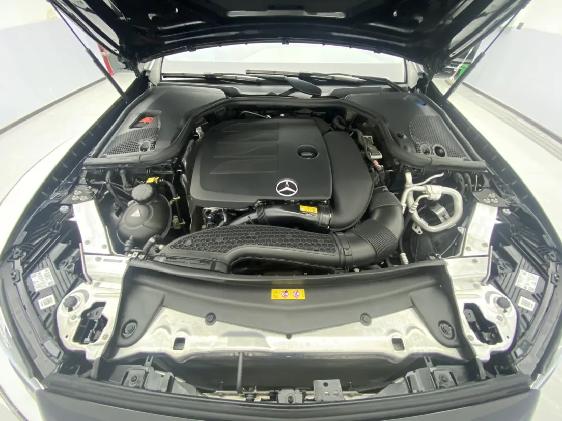 Mercedes-Benz E 260 L, 2023 12