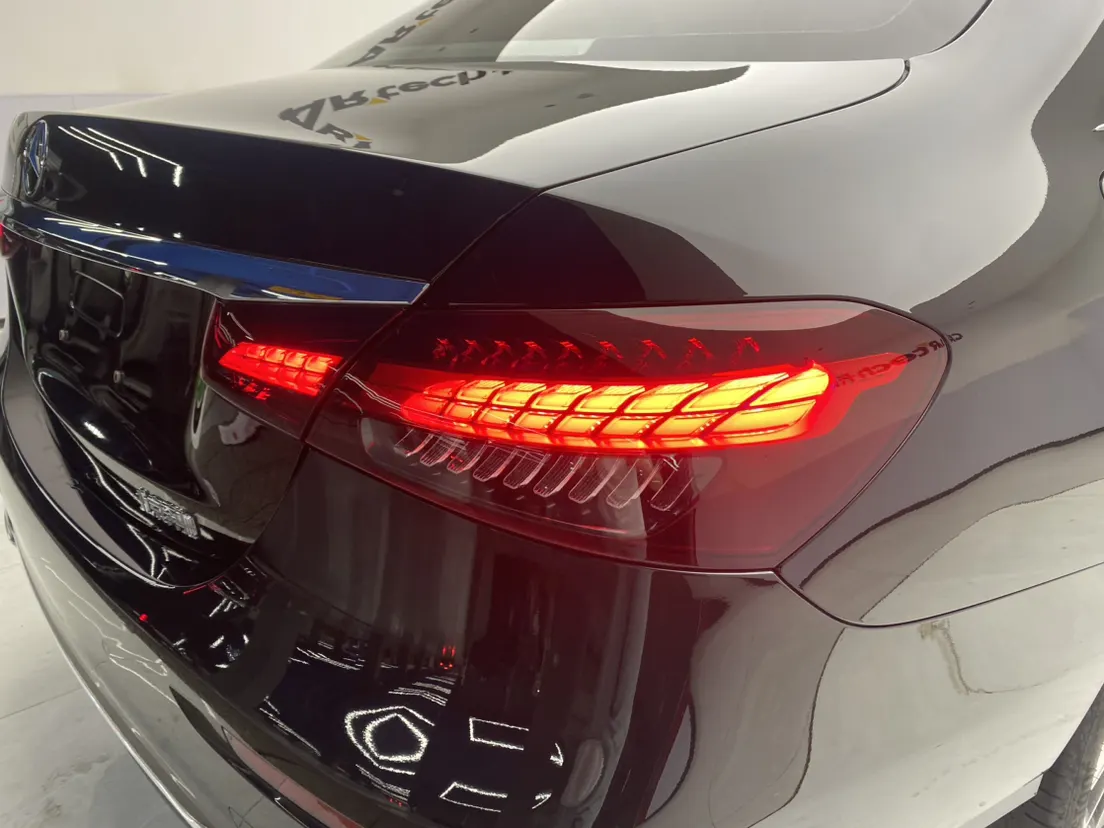 Mercedes-Benz E 260 L, 2023 10