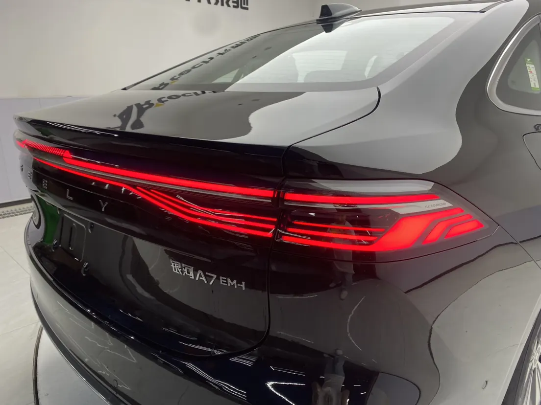 Geely Galaxy A7, 2026 10
