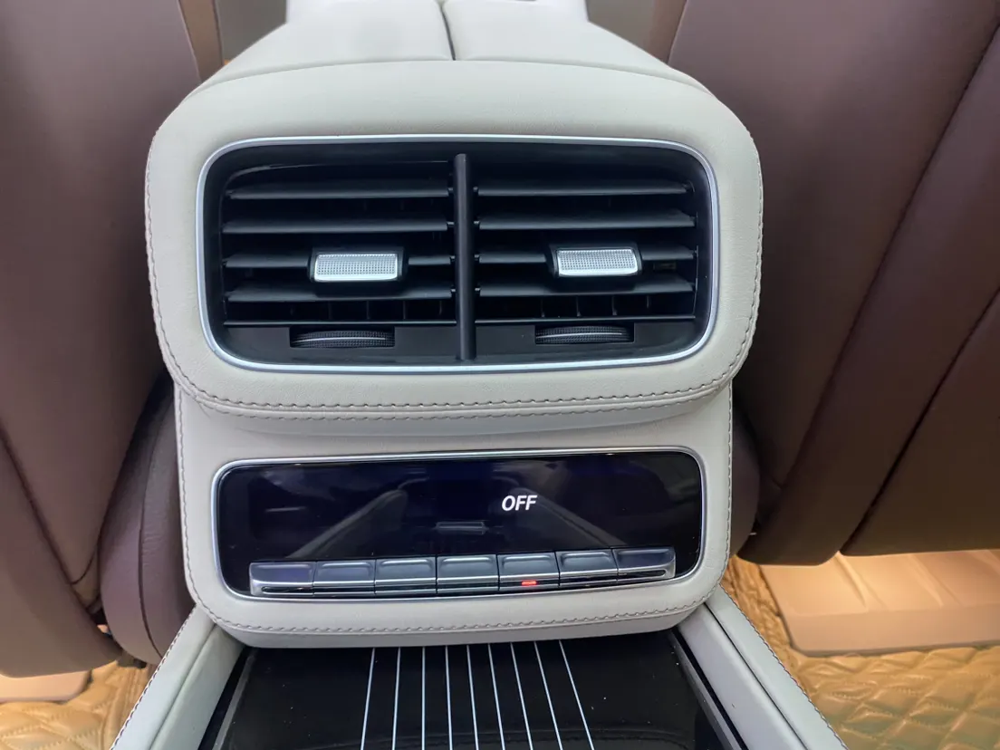 Mercedes-Benz GLS 450, 2023 21