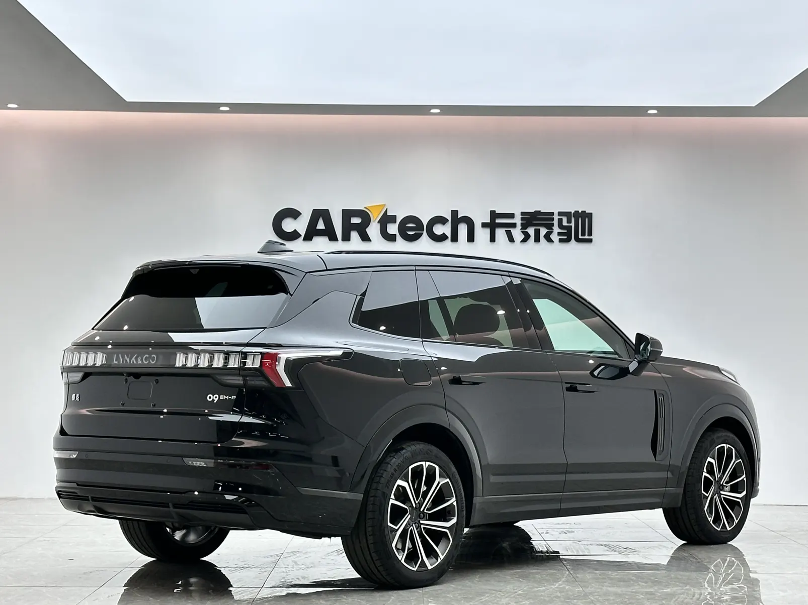 Lynk & Co 02, 2025 все фото