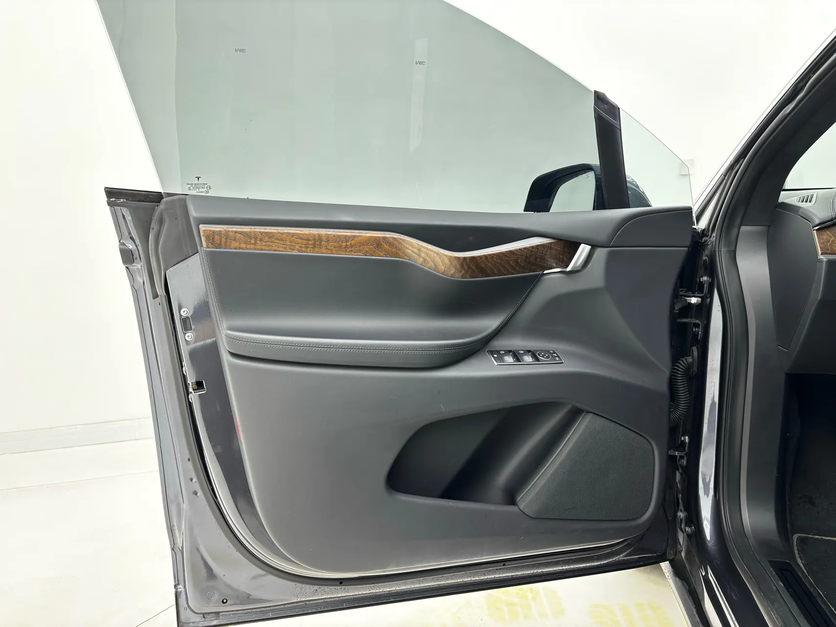 Tesla Model X, 2020 17