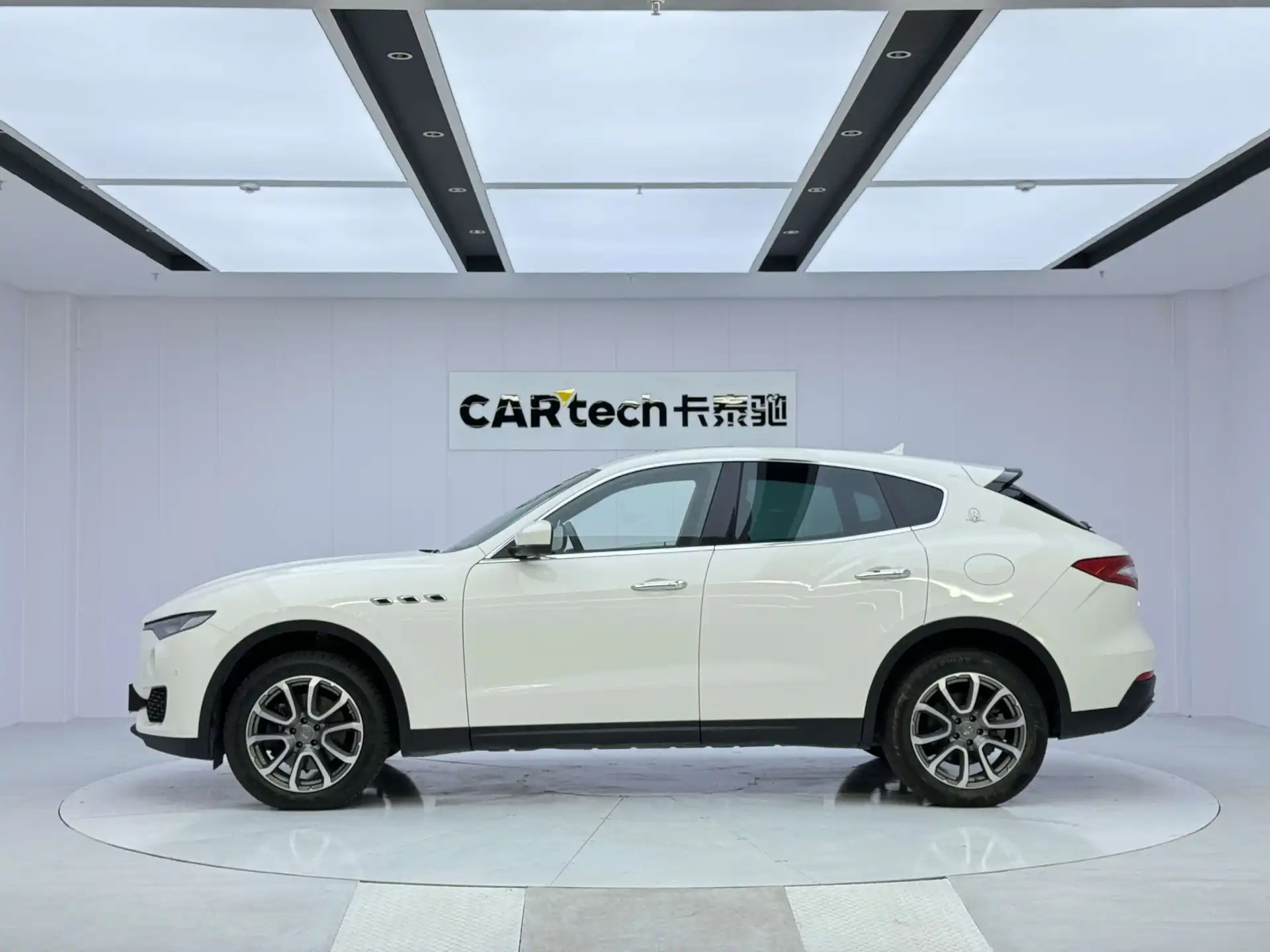 Maserati Levante, 2019 8