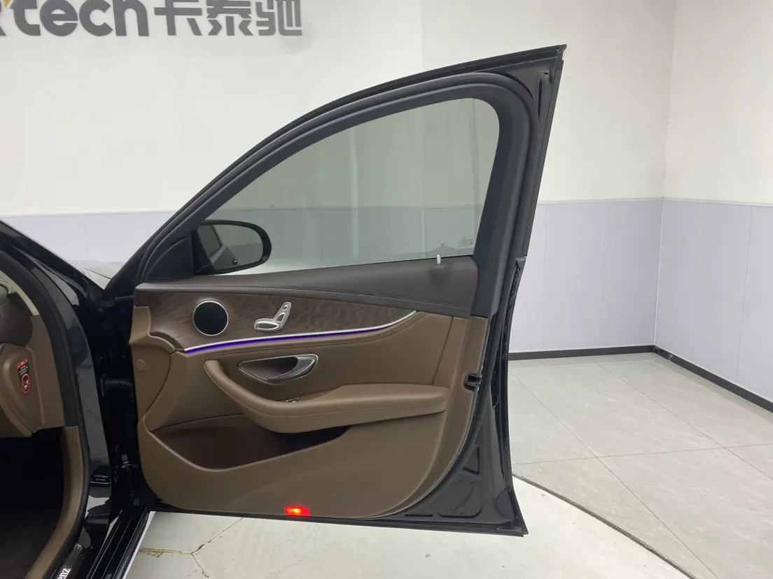 Mercedes-Benz E 260 L, 2023 24