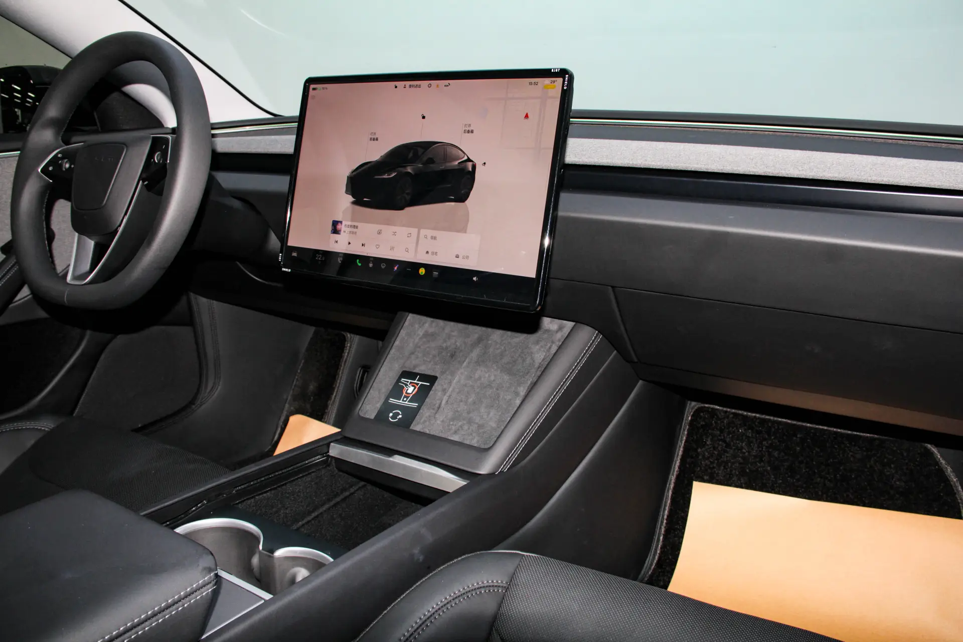 Tesla Model 3, 2026 22
