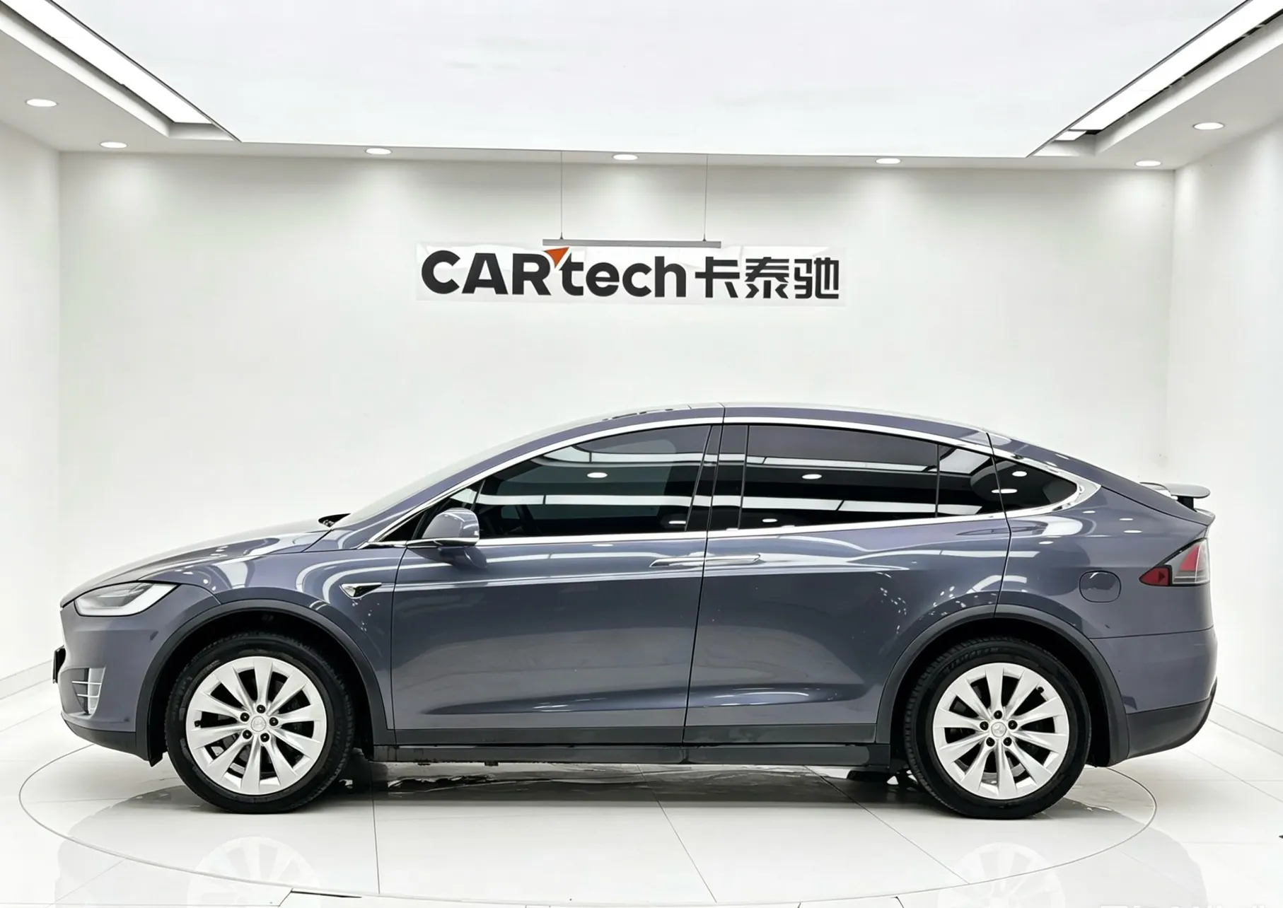 Tesla Model X, 2020 7