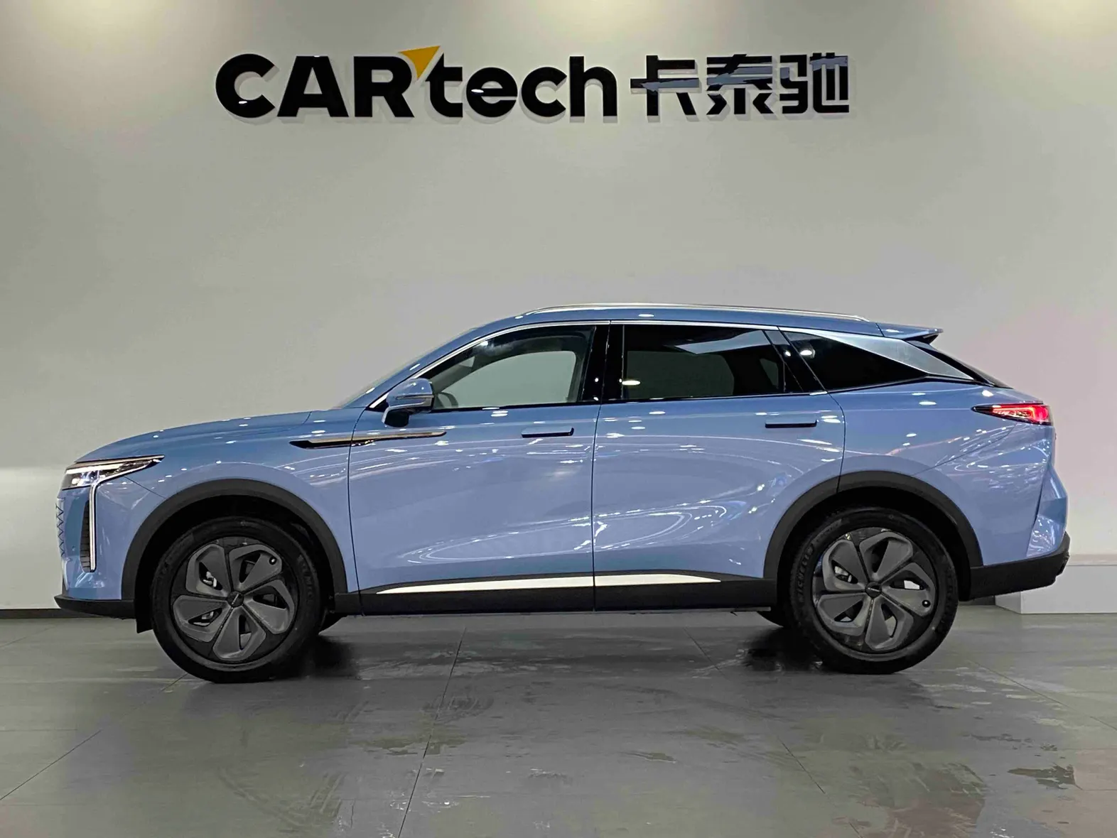 Exeed Yaoguang, 2026 8