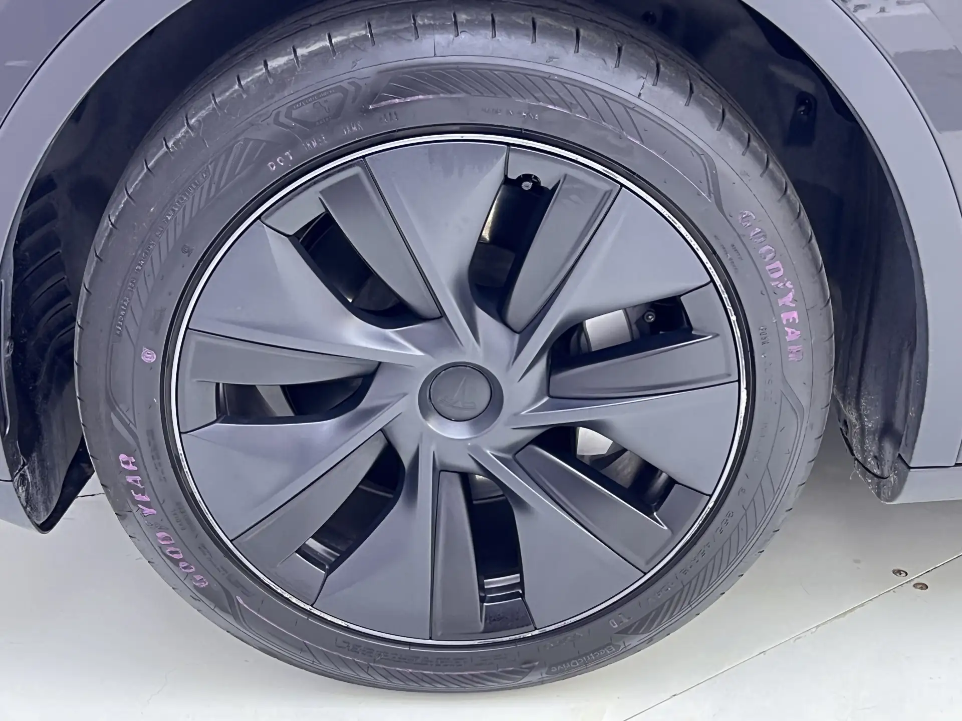Tesla Model Y, 2023 11