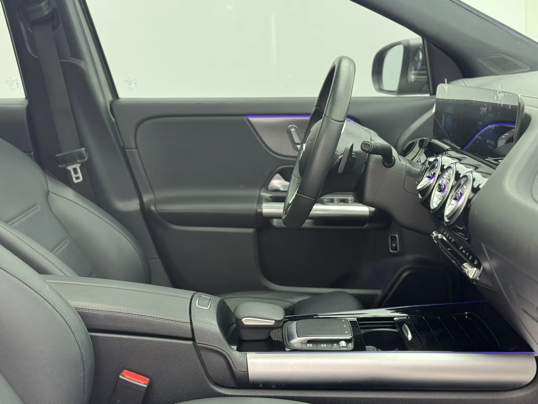 Mercedes-Benz EQA, 2022 12