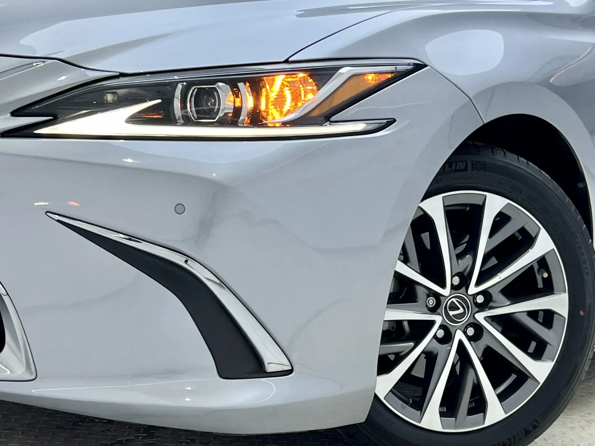 Lexus ES 250, 2023 10