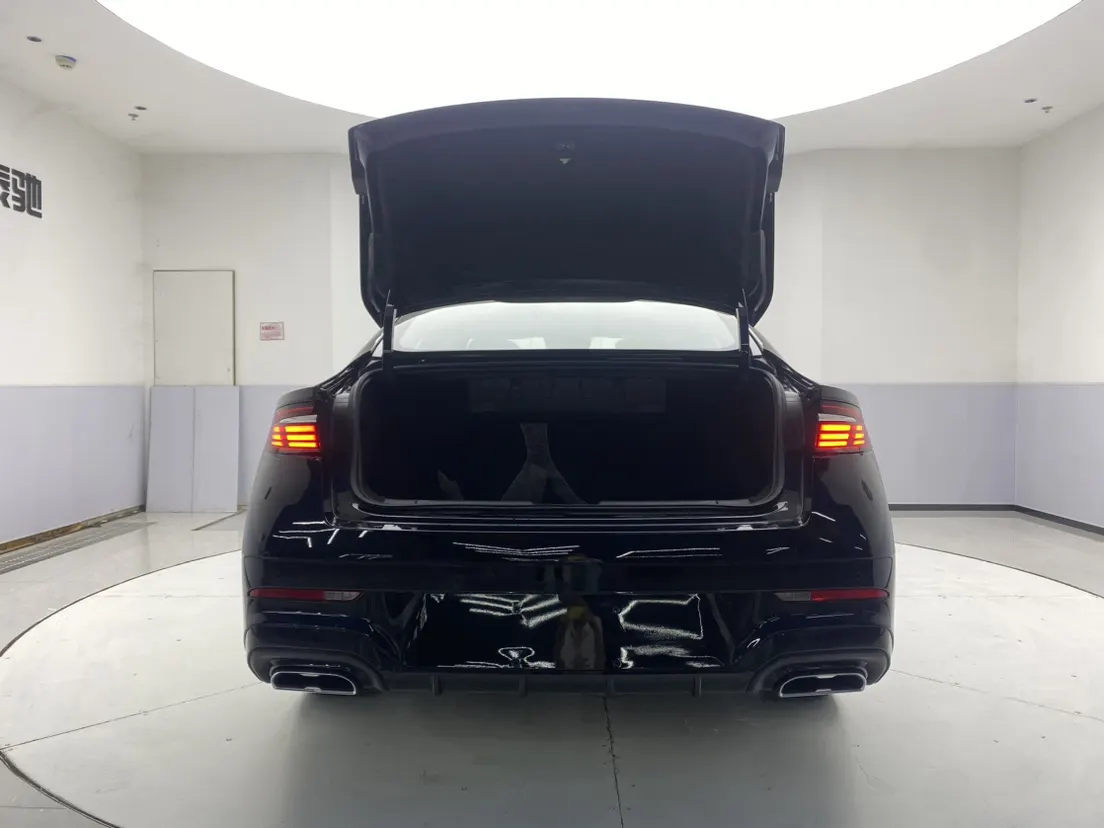 Geely Preface, 2026 13