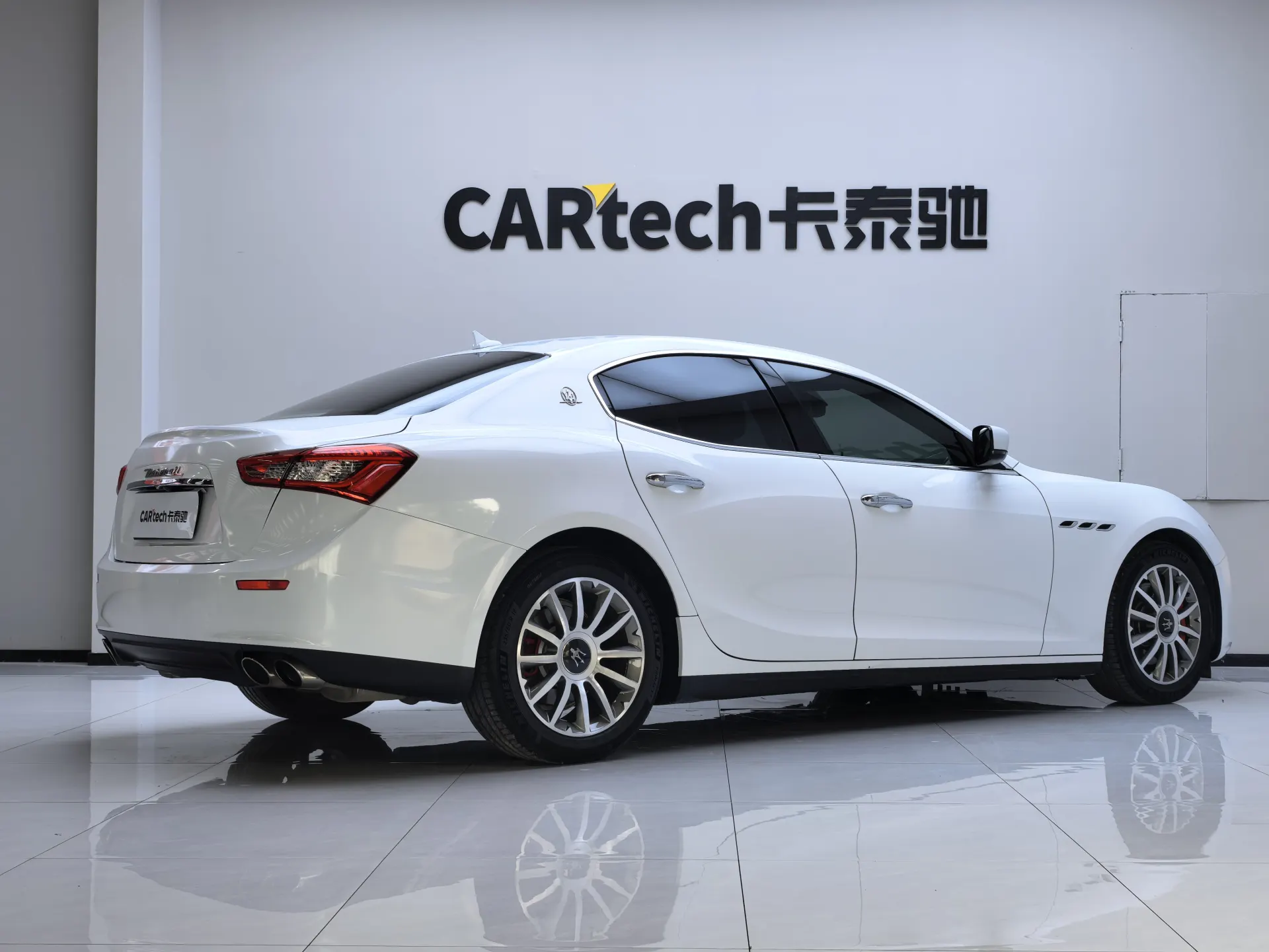Maserati Ghibli, 2016 все фото