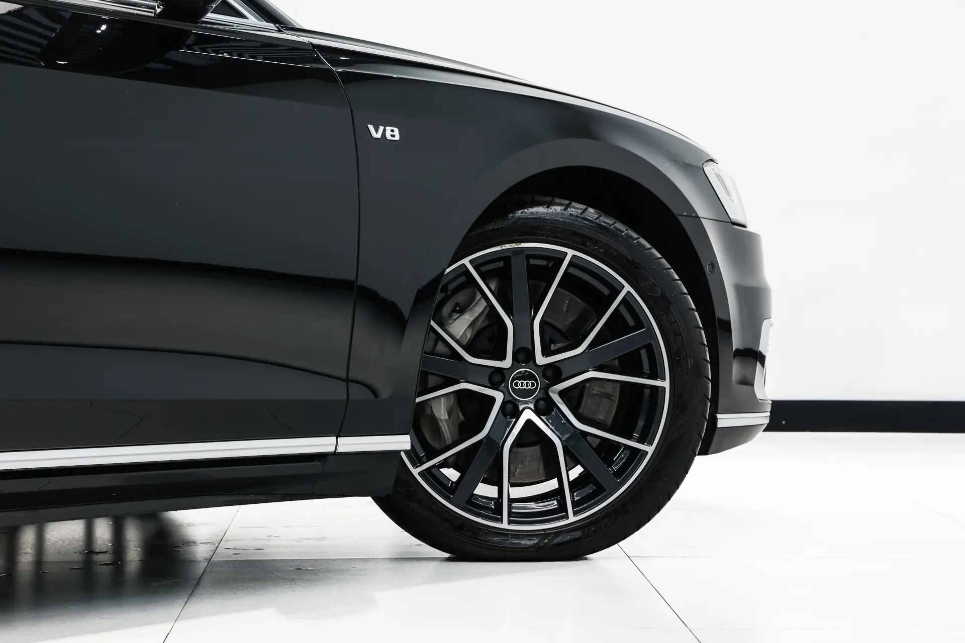 Audi A8L 60 TFSI, 2022 8