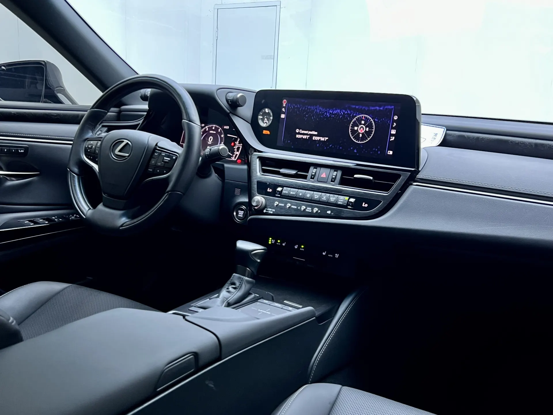 Lexus ES 250, 2023 24