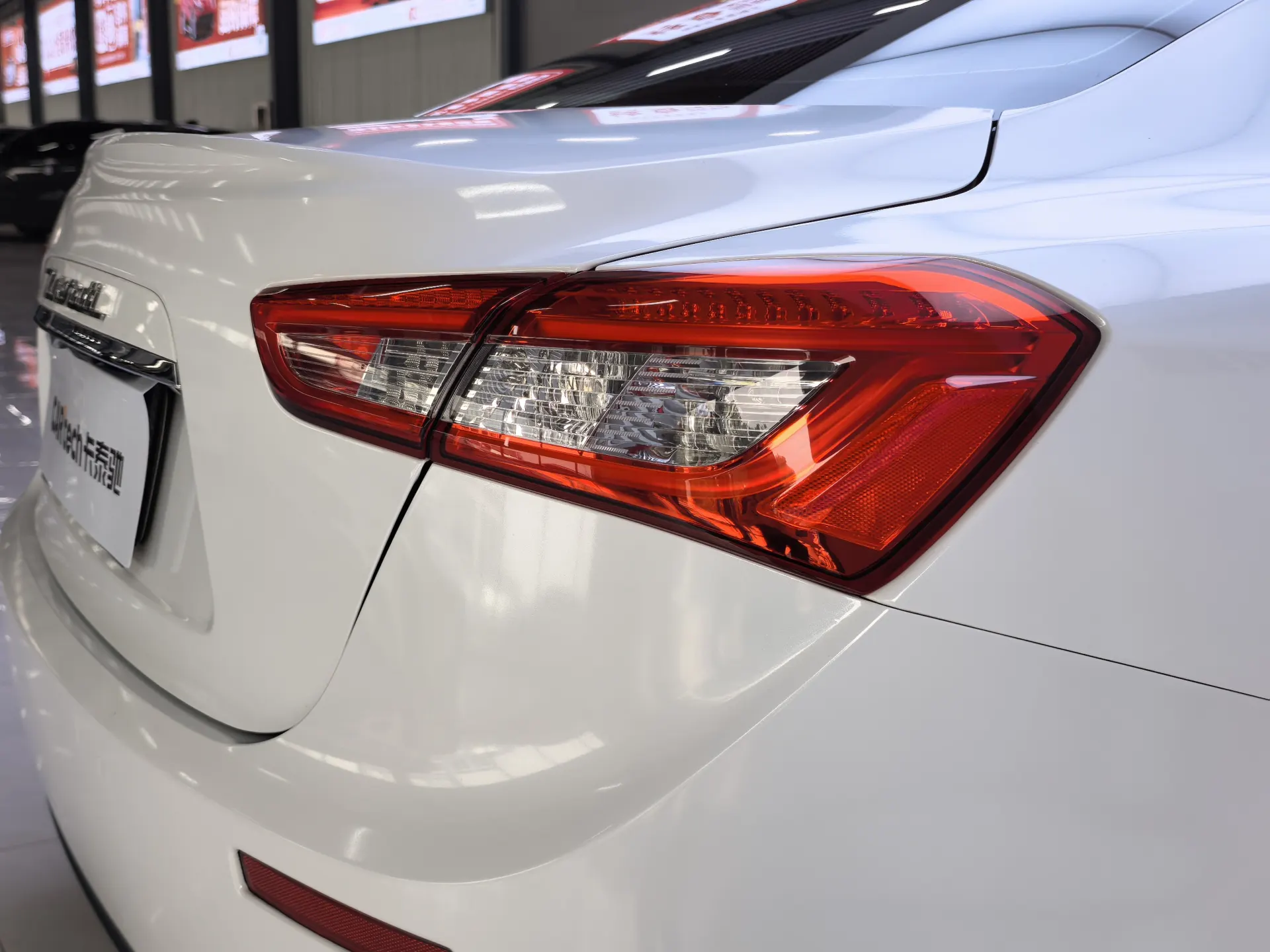Maserati Ghibli, 2016 9