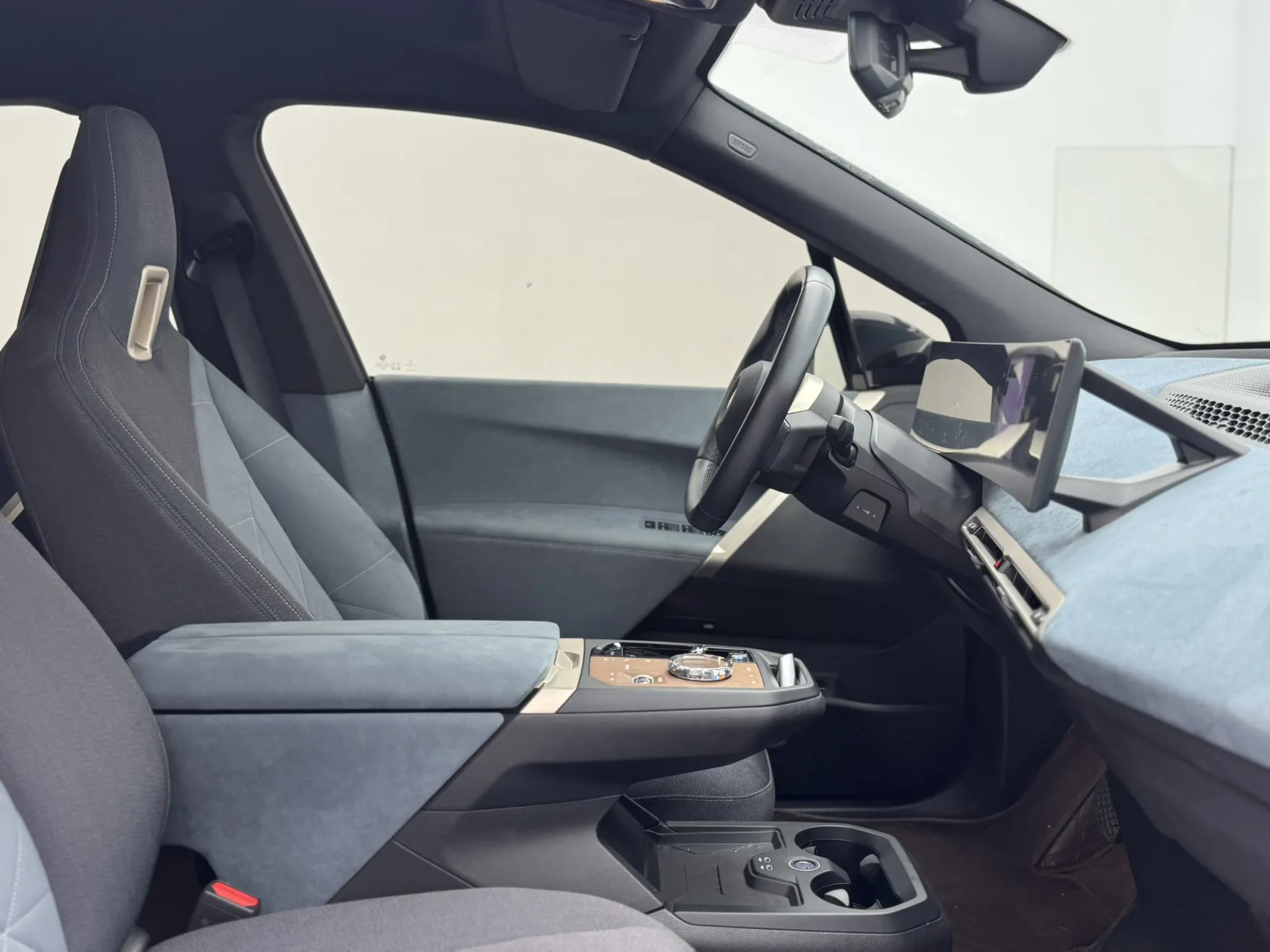 BMW iX, 2024 10