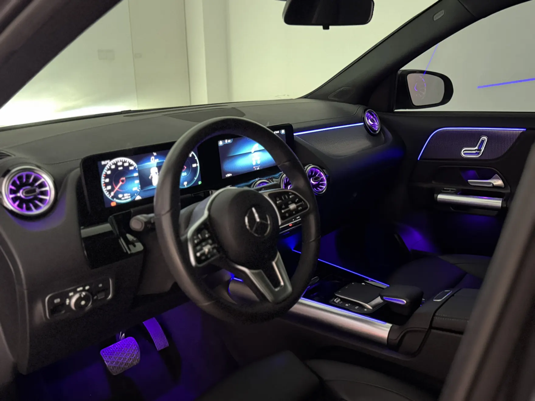 Mercedes-Benz EQA, 2022 17