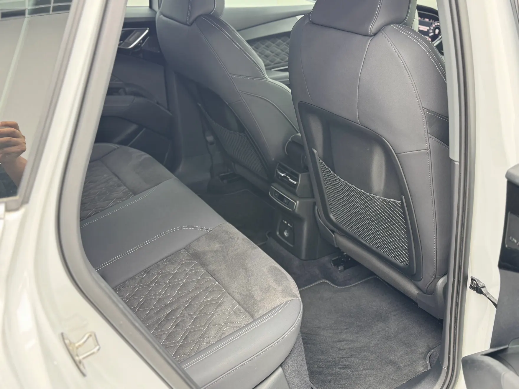 Audi Q4 e-tron, 2024 19