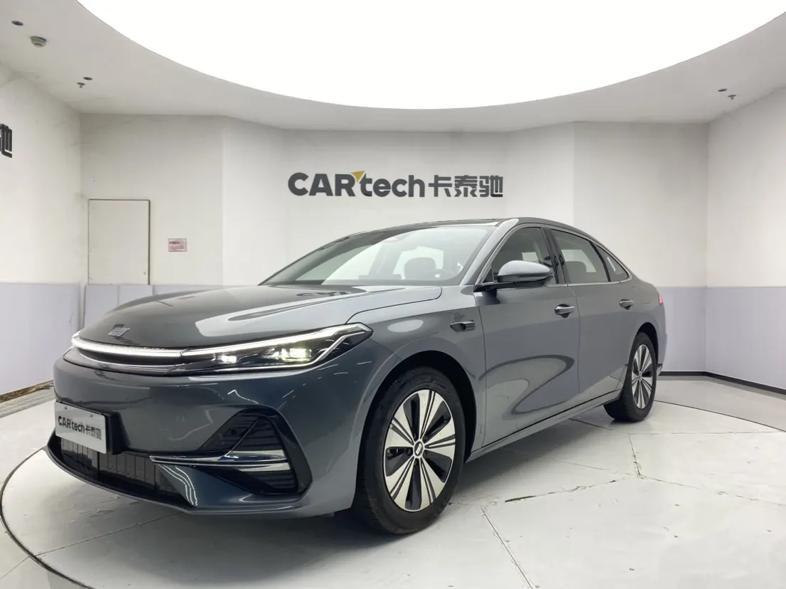 Geely Galaxy A7, 2026 1