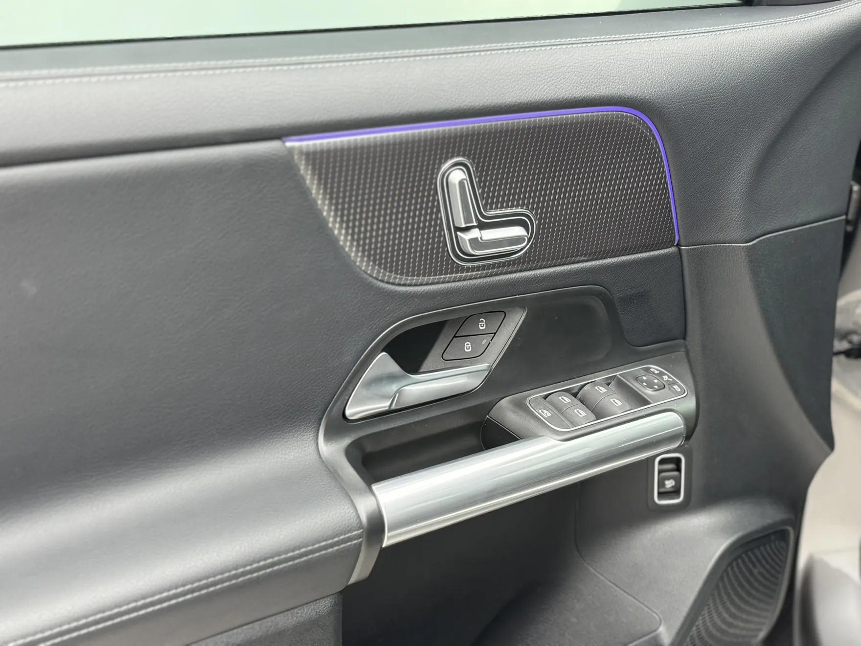 Mercedes-Benz EQA, 2022 10