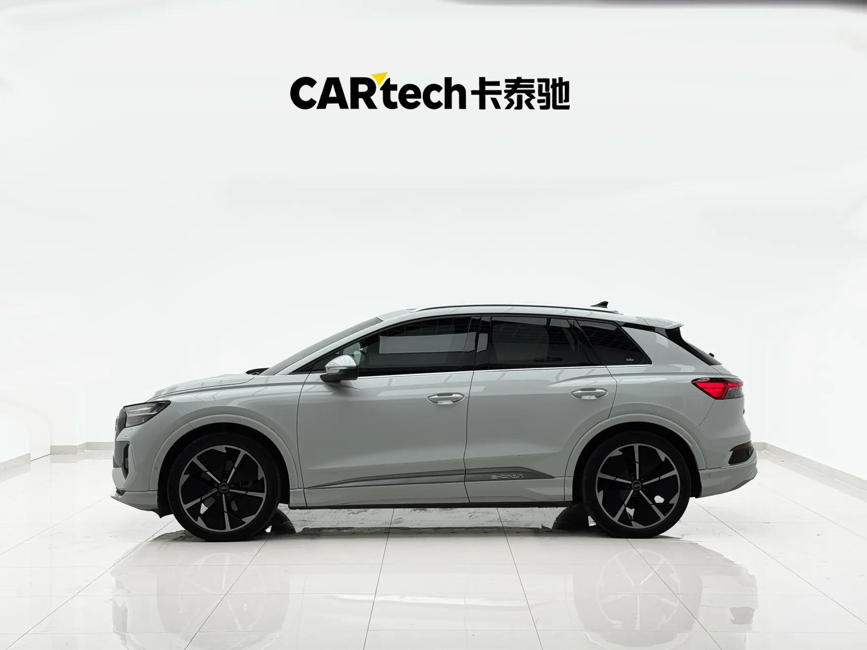 Audi Q4 e-tron, 2024 6