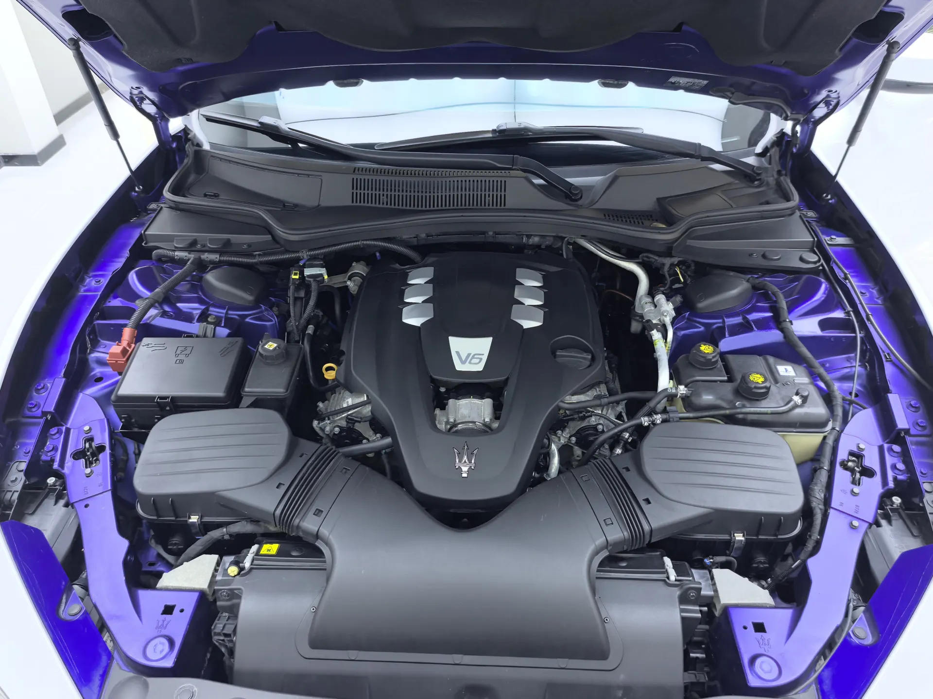 Maserati Ghibli, 2016 11