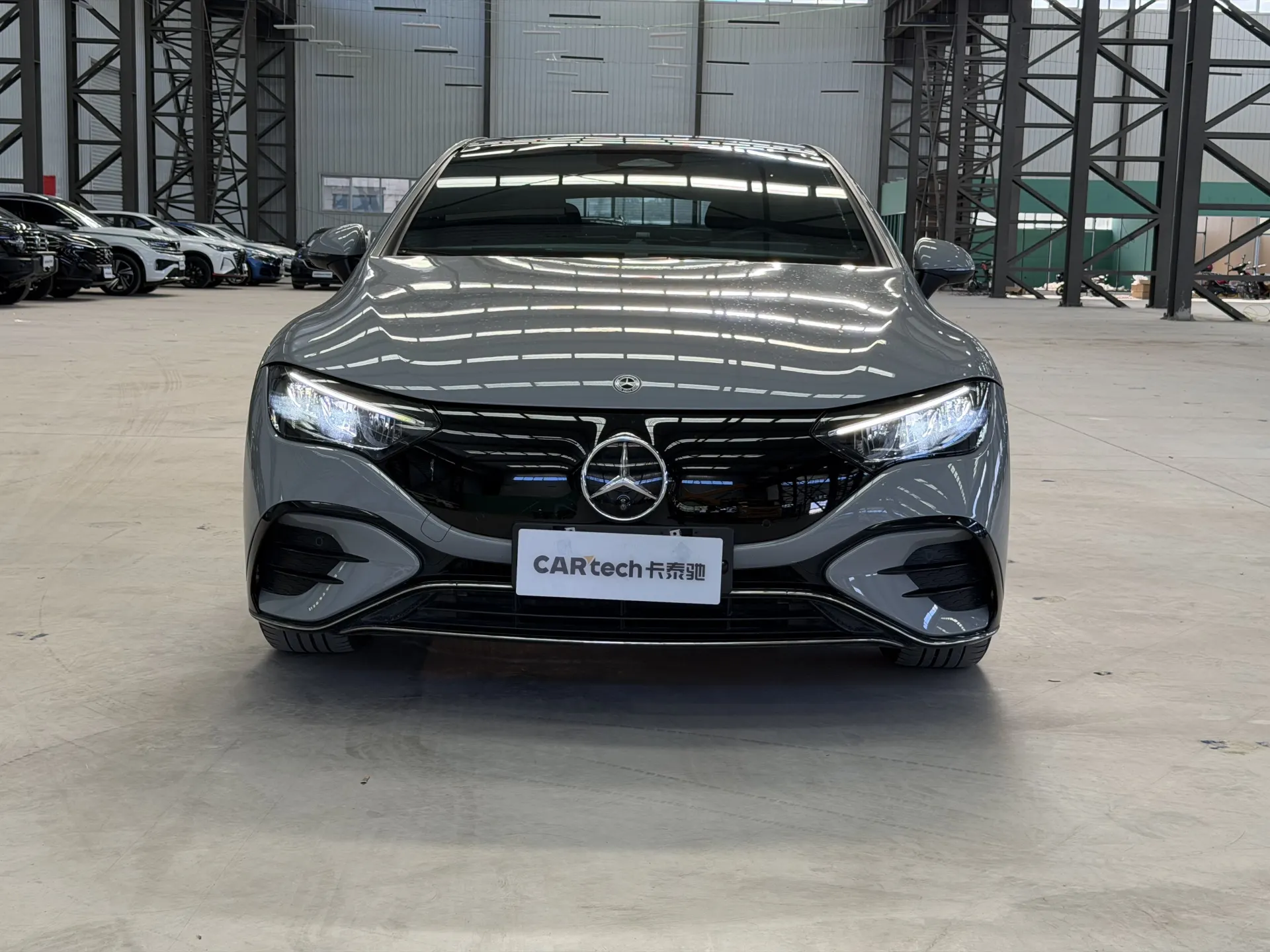 Mercedes-Benz EQE, 2023 3