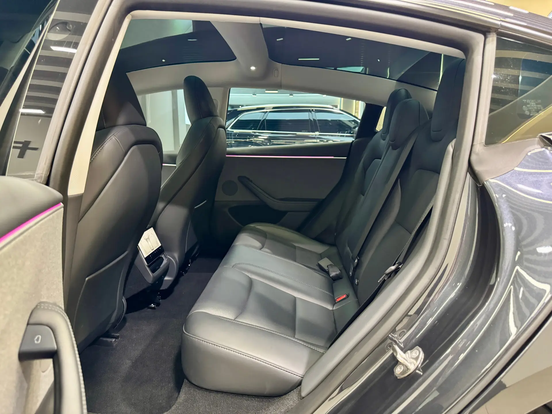 Tesla Model 3, 2024 15