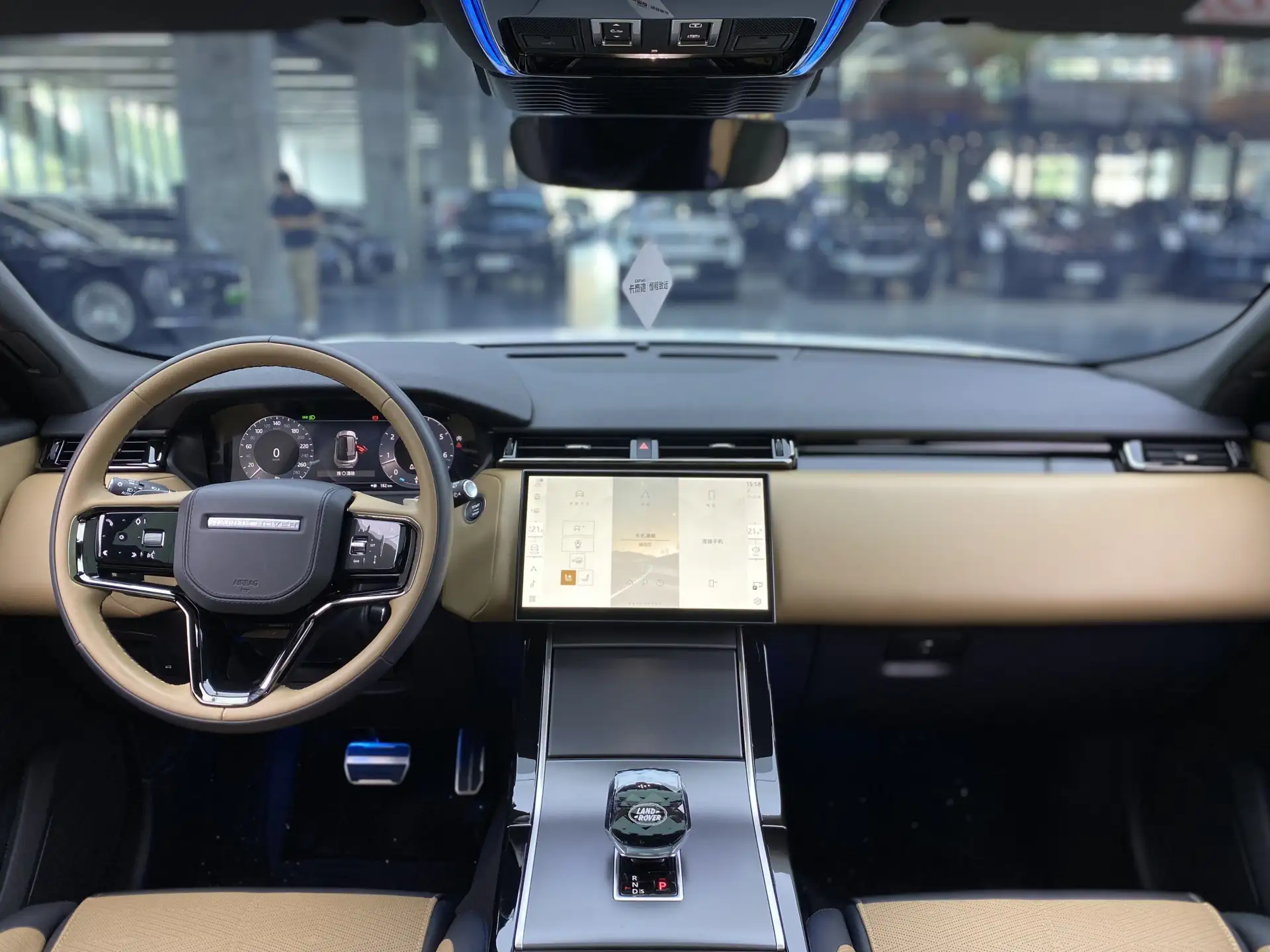 Land Rover Range Rover, 2023 12