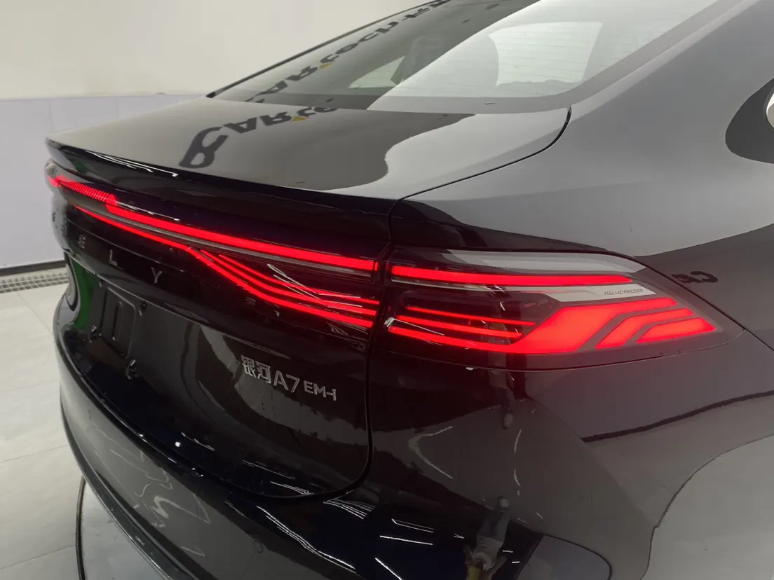 Geely Galaxy A7, 2026 10