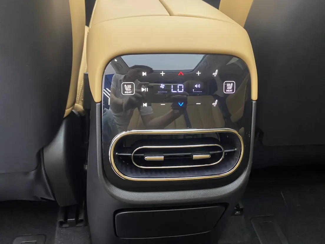 Leapmotor C11, 2025 20