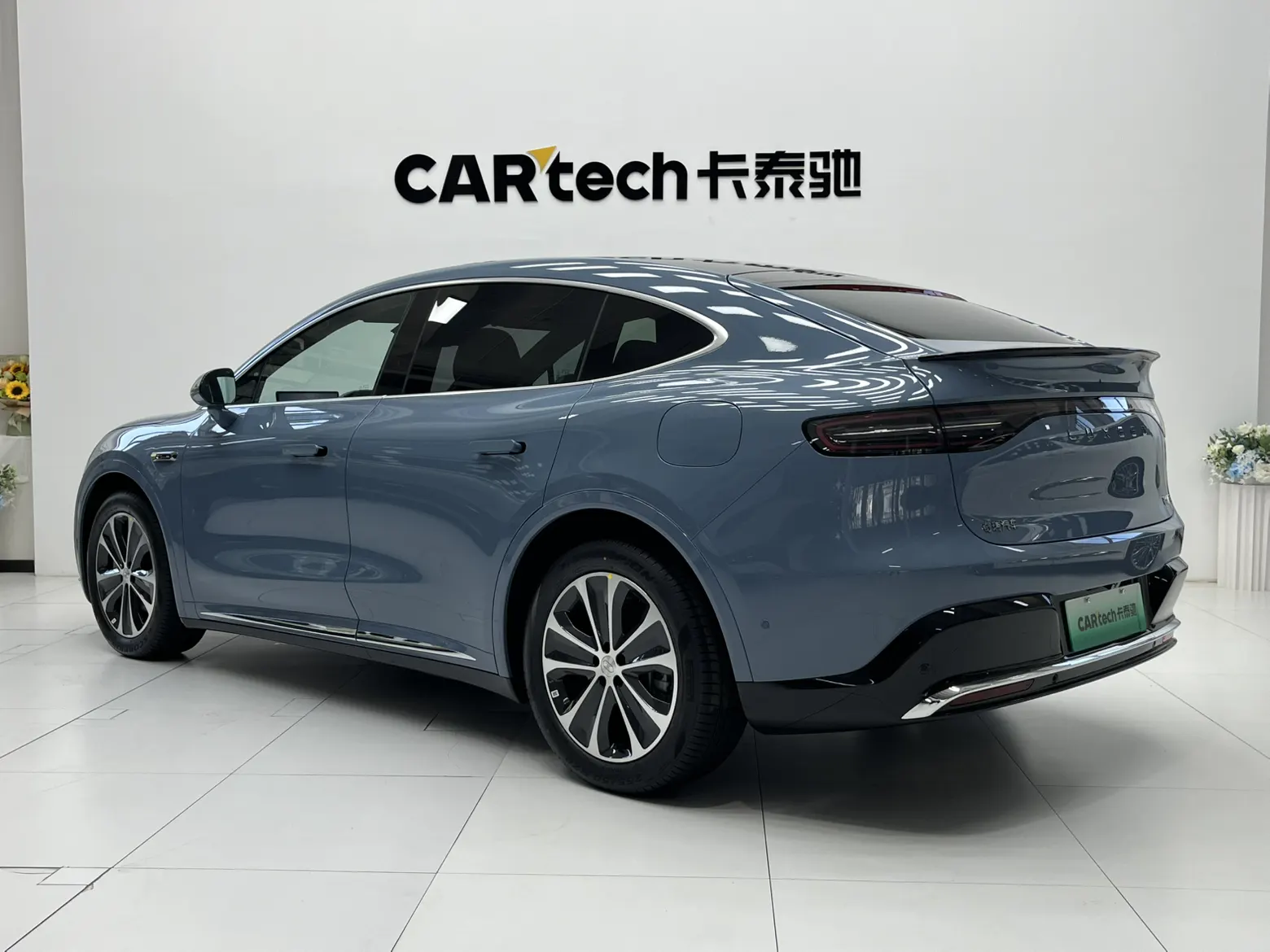 Luxeed R7, 2026 6