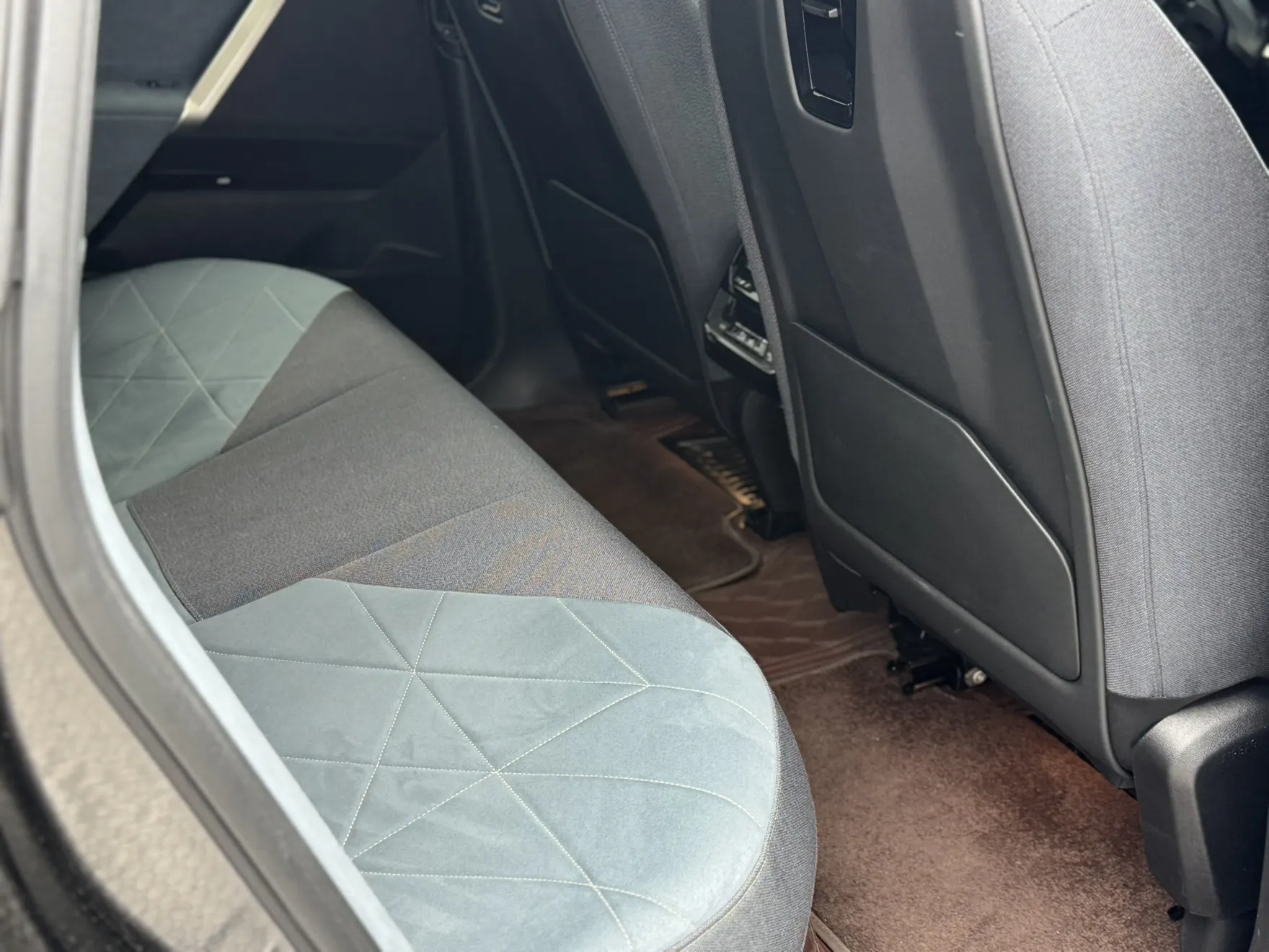 BMW iX, 2024 17