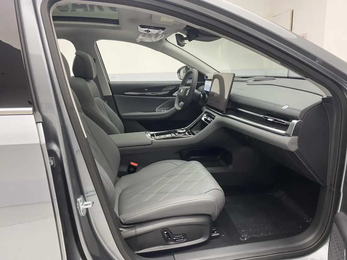 Geely Galaxy A7, 2026 18