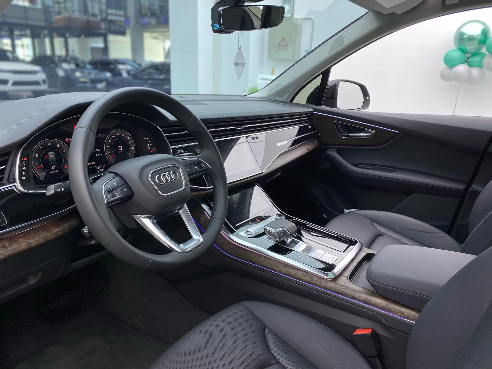 Audi Q7 55 TFSI, 2021 все фото