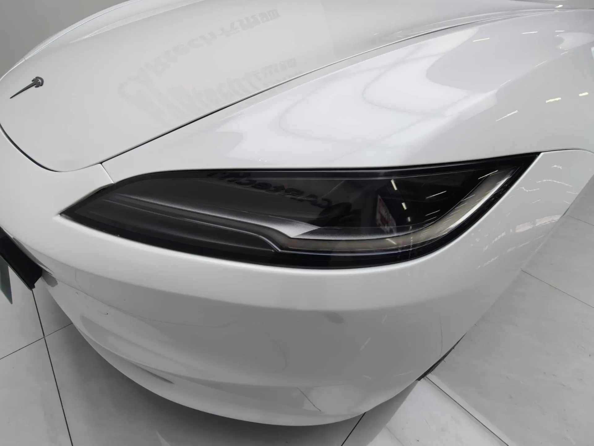 Tesla Model 3, 2025 8