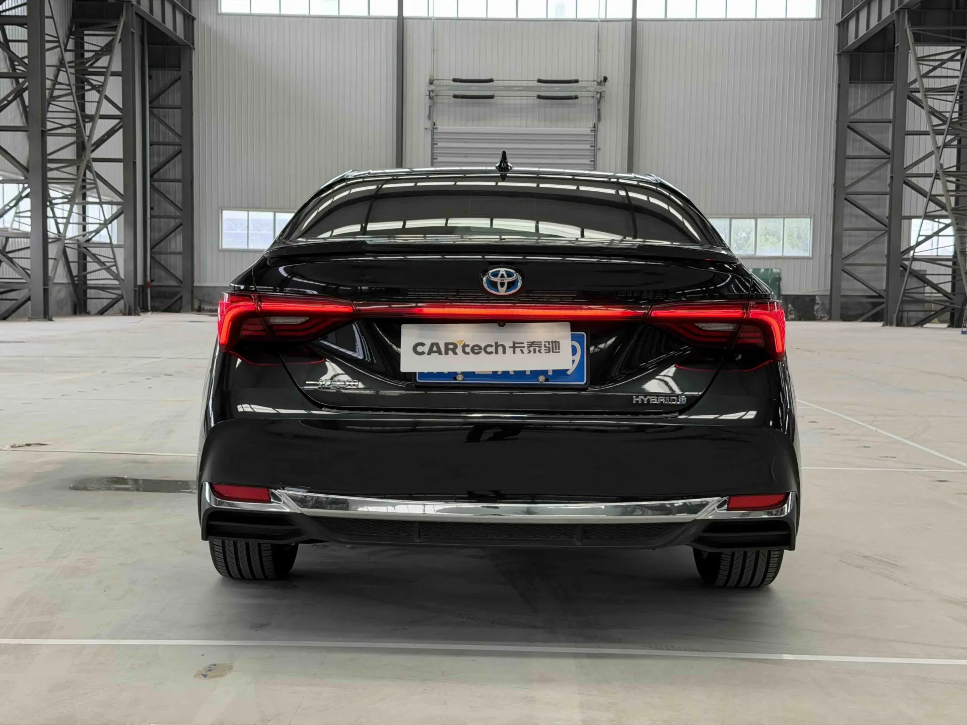 Toyota Avalon, 2022 все фото
