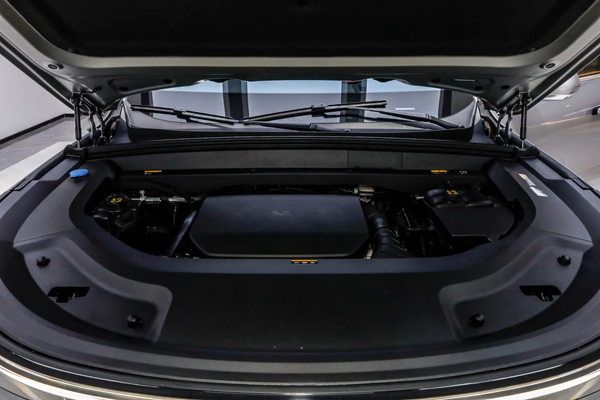 Li Auto L8, 2022 9